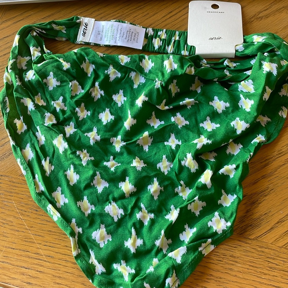 Aerie Headscarf NWT